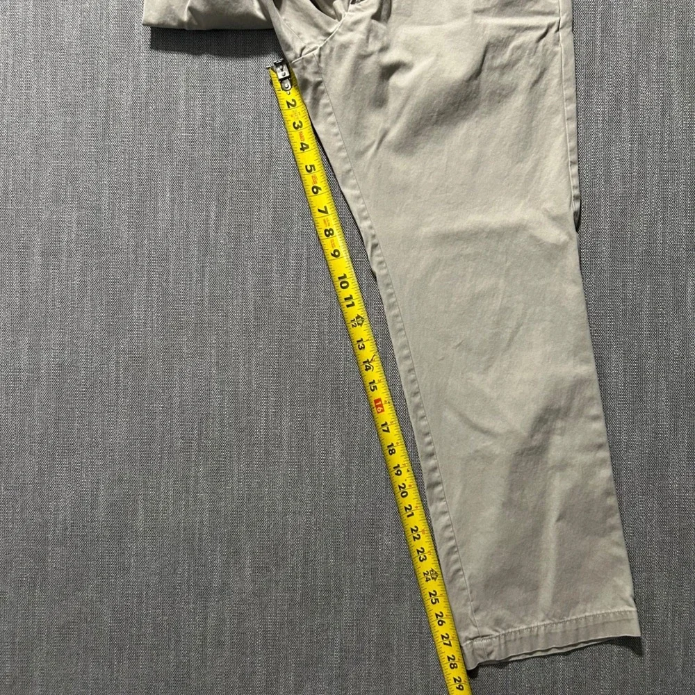 Banana Republic Gavin Chino Mens 32x30 Khaki Straight Leg Cotton Pants